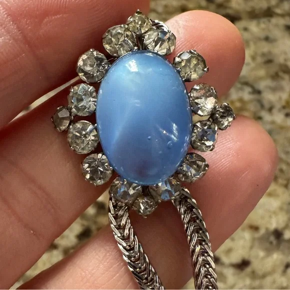 Vintage Faux Blue Moonstone and Rhinestone Wheat chain Bracelet. SIZE 7.5” - Picture 9 of 10